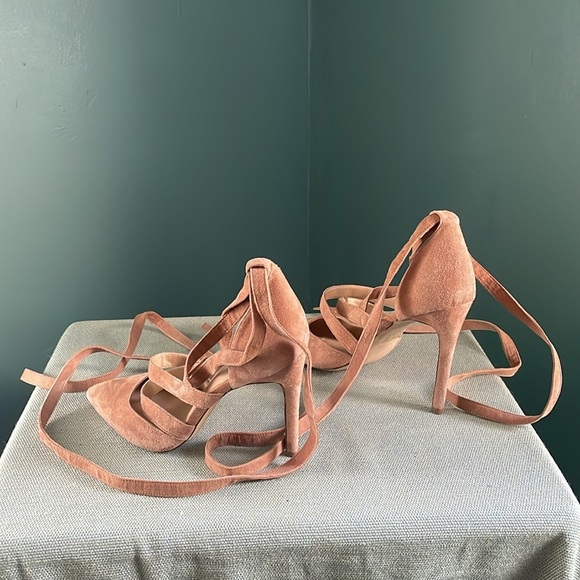 Aldo Tan Stiletto Heels with Lace-Up Design - Picture 5 of 8
